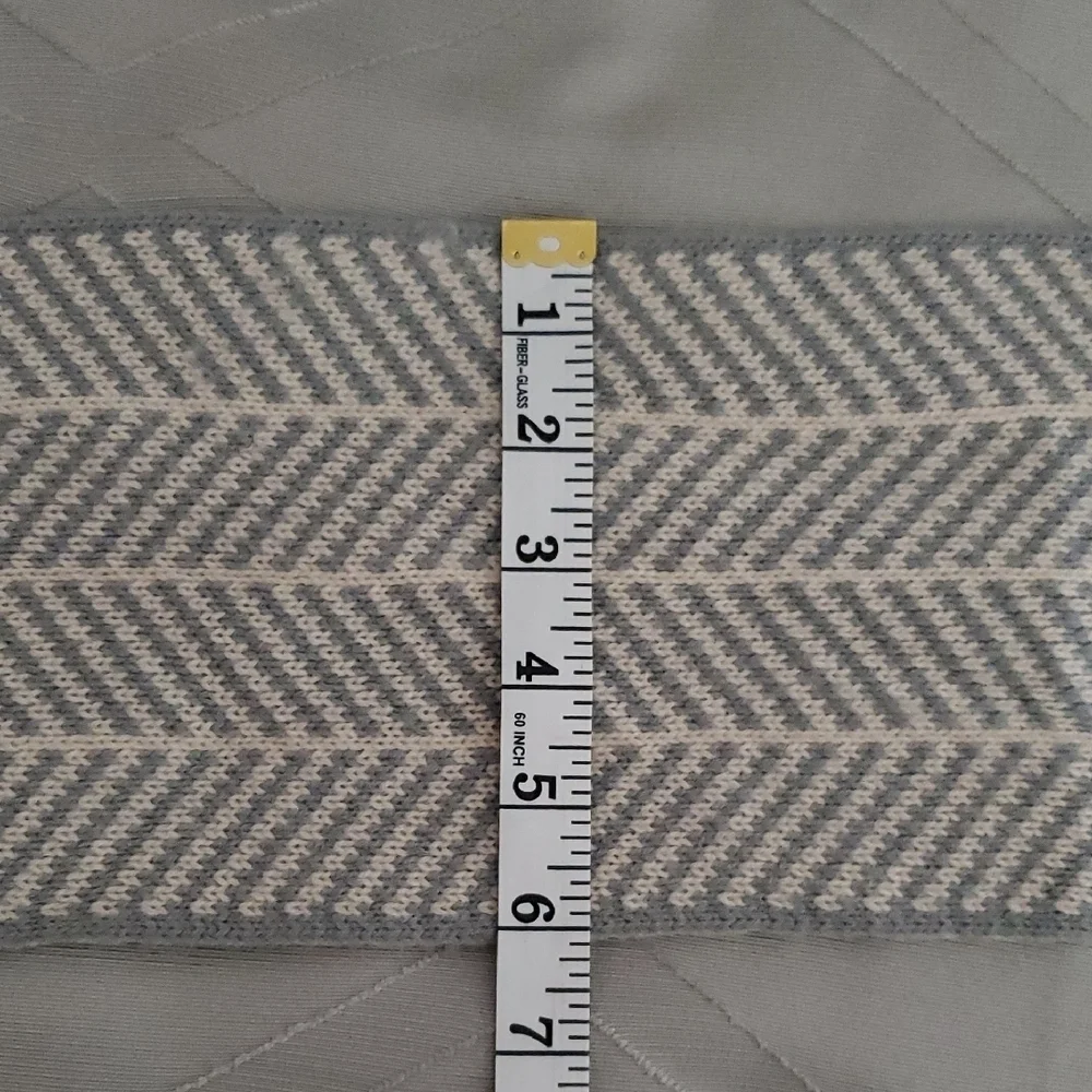 Calvin Klein Gray & Beige Herringbone Scarf  Soft Luxe Knit Texture 6” x 71”